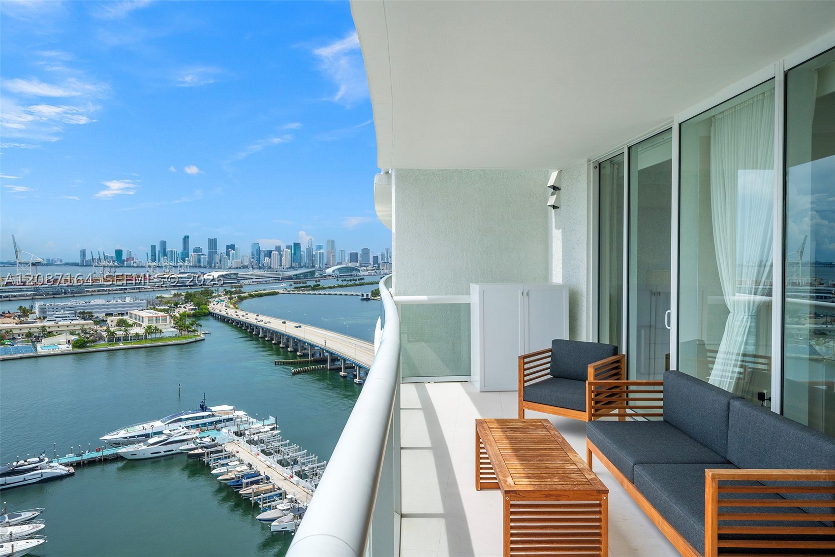 450 Alton Rd #2105, Miami Beach FL 33139
