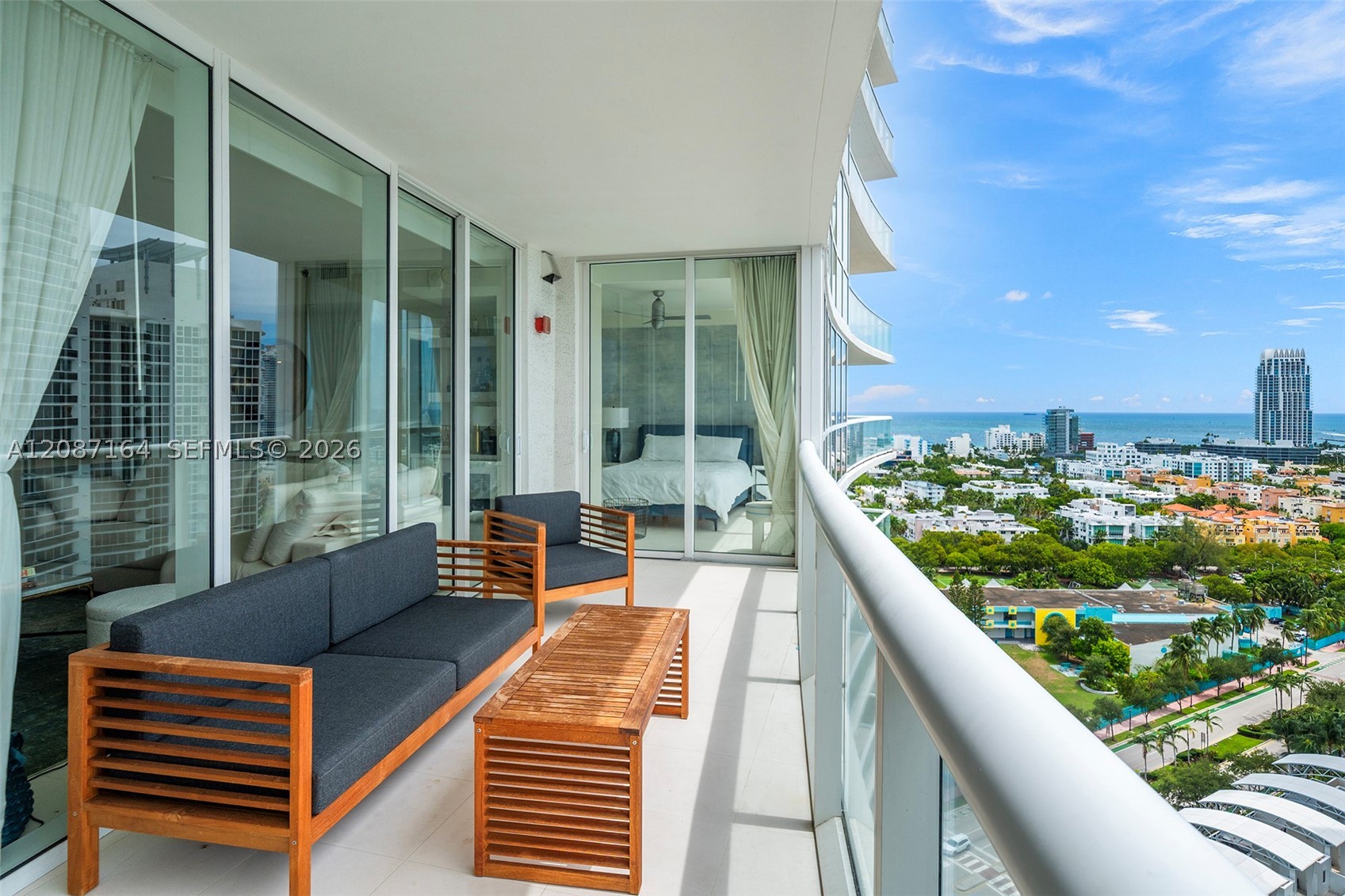 450 Alton Rd #2105, Miami Beach FL 33139