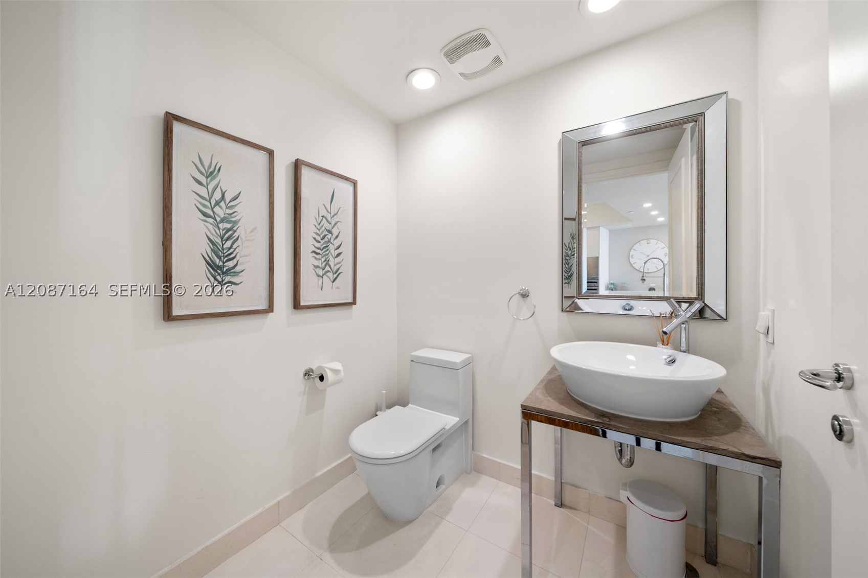 450 Alton Rd #2105, Miami Beach FL 33139