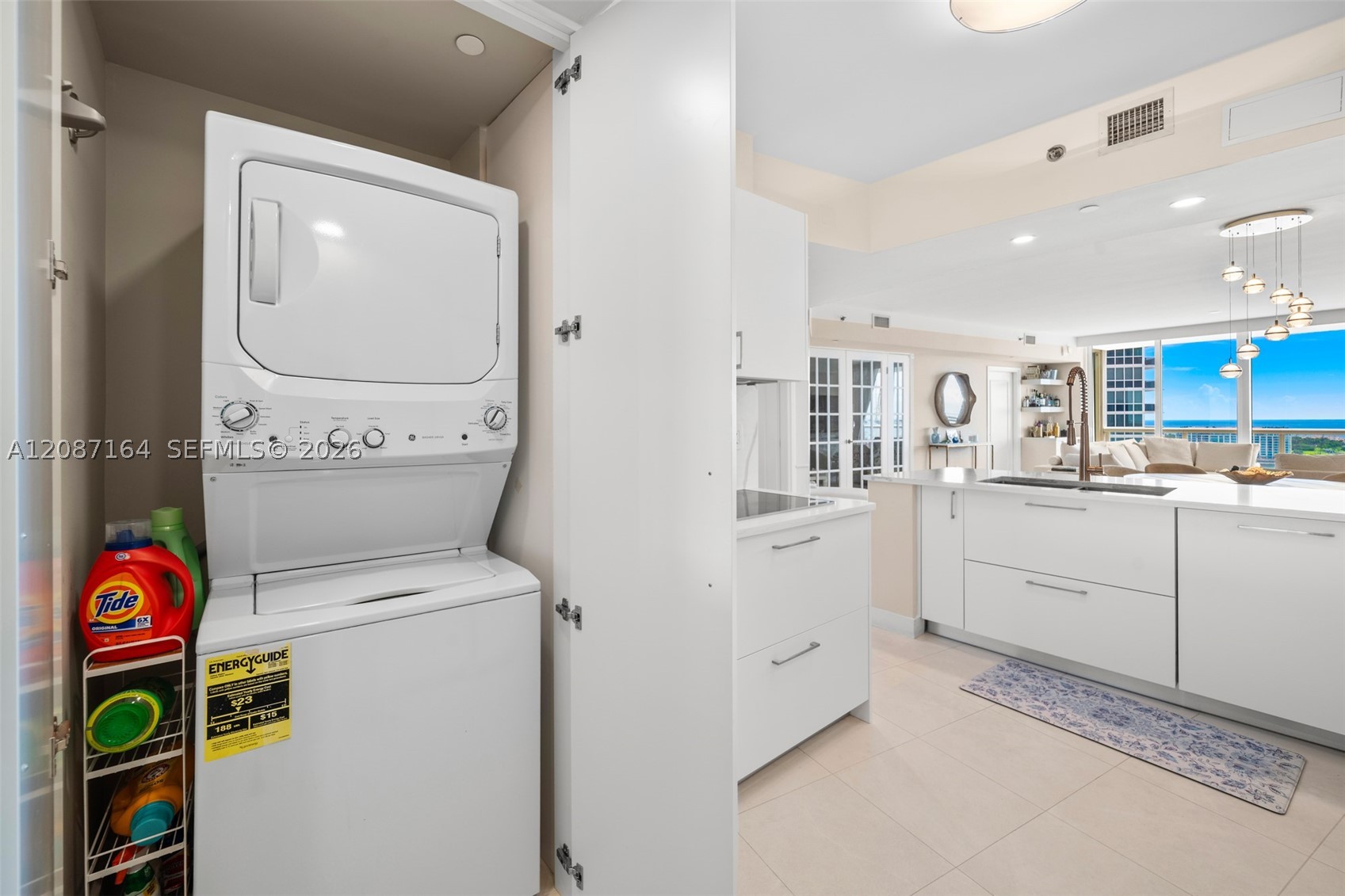 450 Alton Rd #2105, Miami Beach FL 33139
