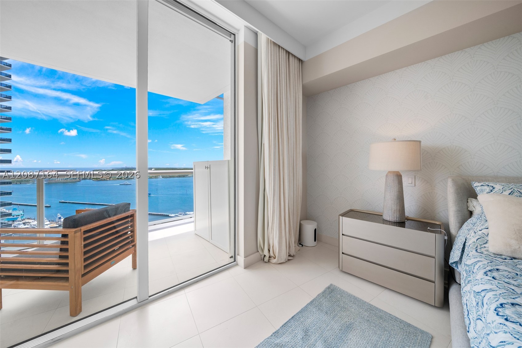 450 Alton Rd #2105, Miami Beach FL 33139