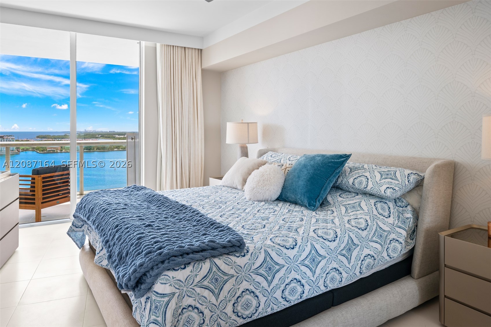 450 Alton Rd #2105, Miami Beach FL 33139