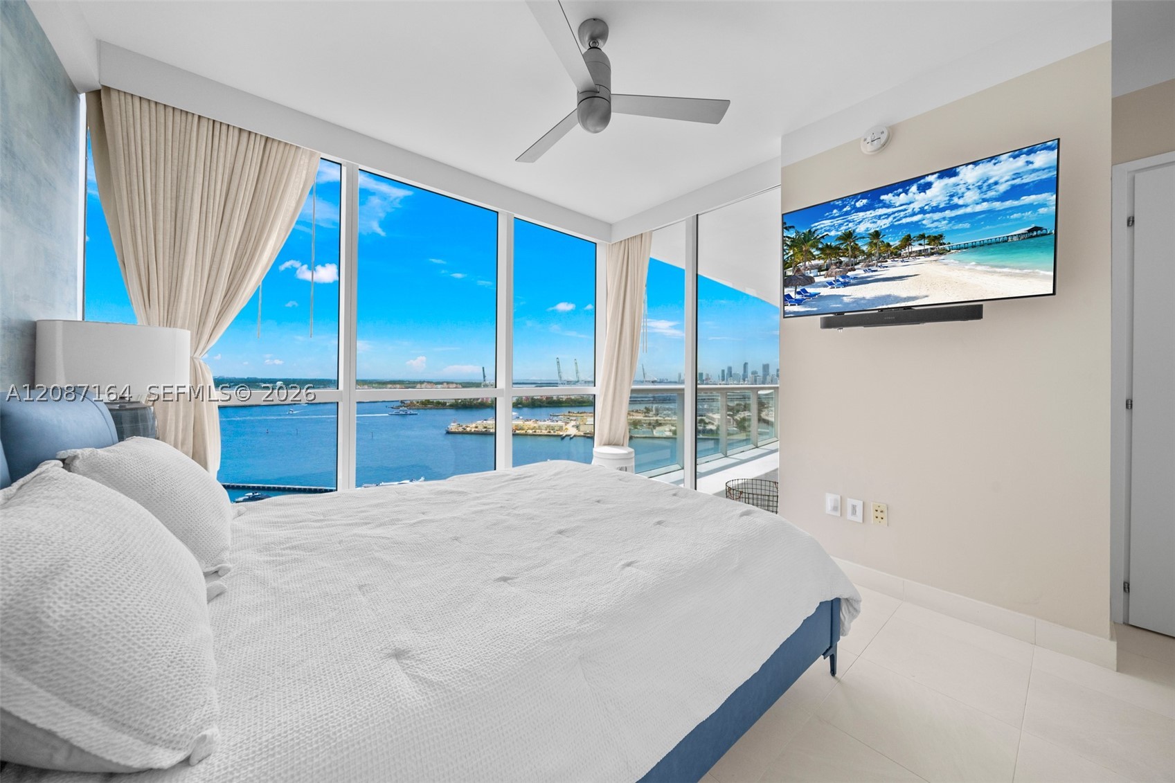 450 Alton Rd #2105, Miami Beach FL 33139