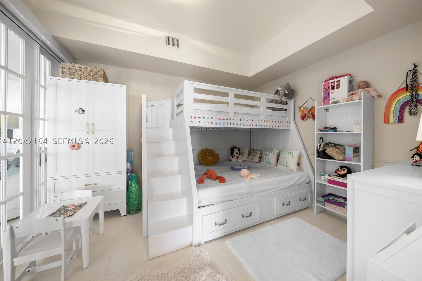 450 Alton Rd #2105, Miami Beach FL 33139