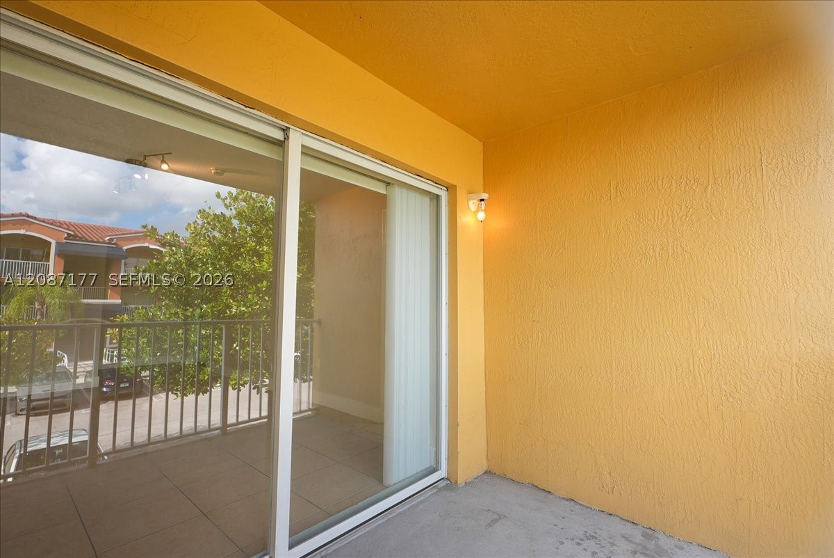 21000 SW 87th Ave #204, Cutler Bay FL 33189