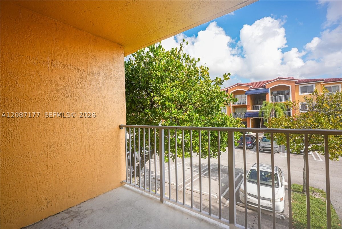 21000 SW 87th Ave #204, Cutler Bay FL 33189