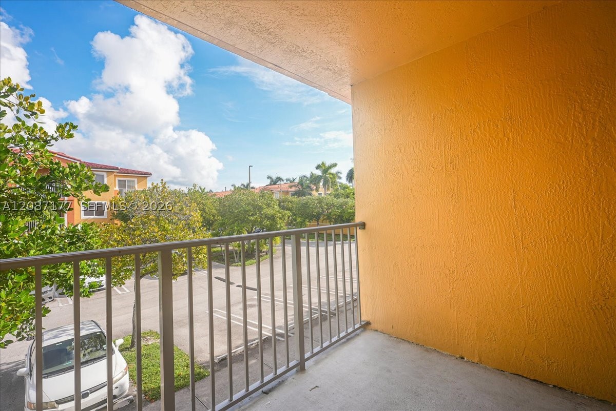 21000 SW 87th Ave #204, Cutler Bay FL 33189