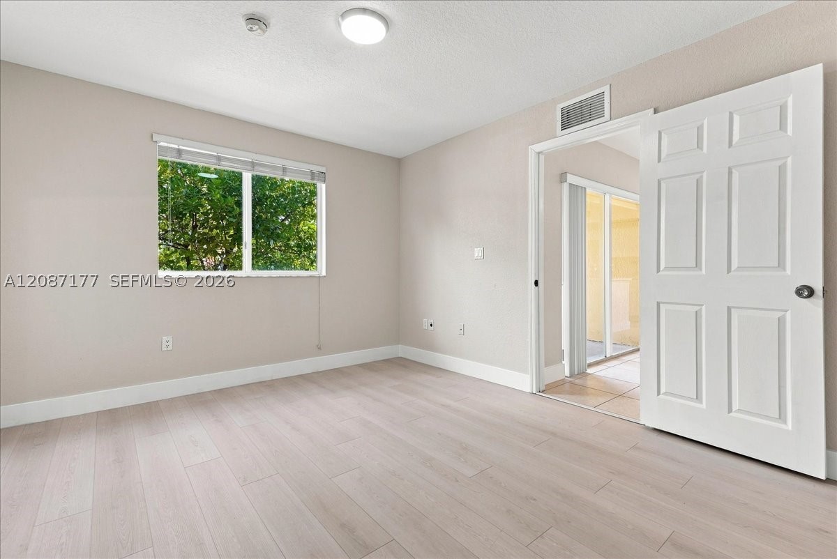 21000 SW 87th Ave #204, Cutler Bay FL 33189