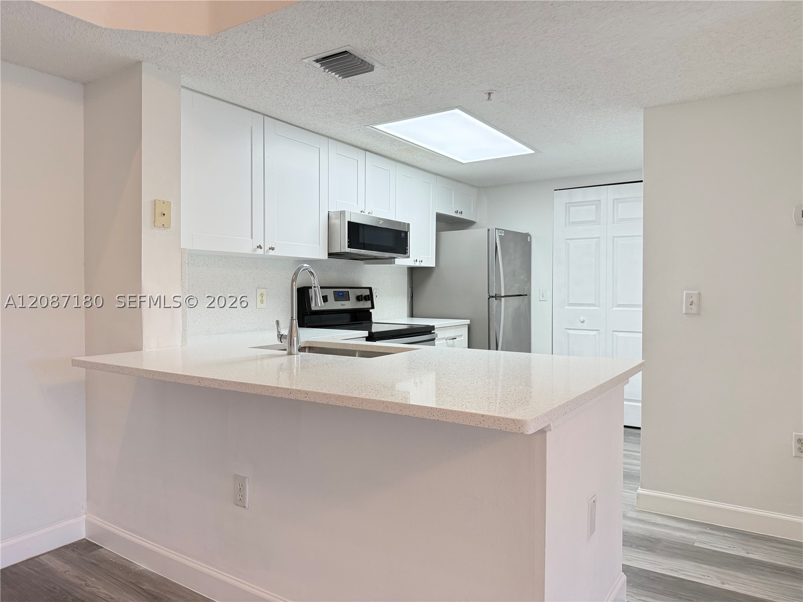 5045 Wiles Rd #303, Coconut Creek FL 33073