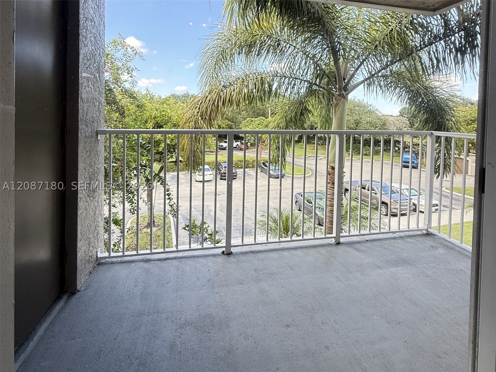 5045 Wiles Rd #303, Coconut Creek FL 33073