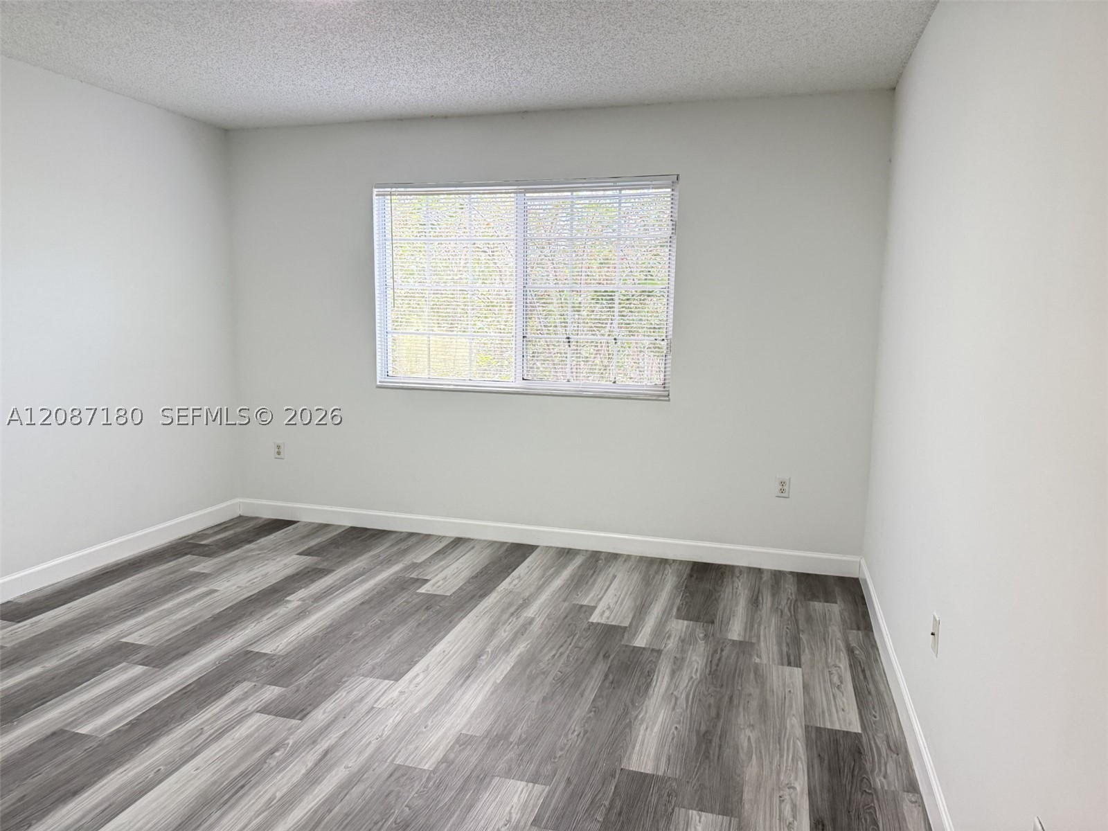 5045 Wiles Rd #303, Coconut Creek FL 33073