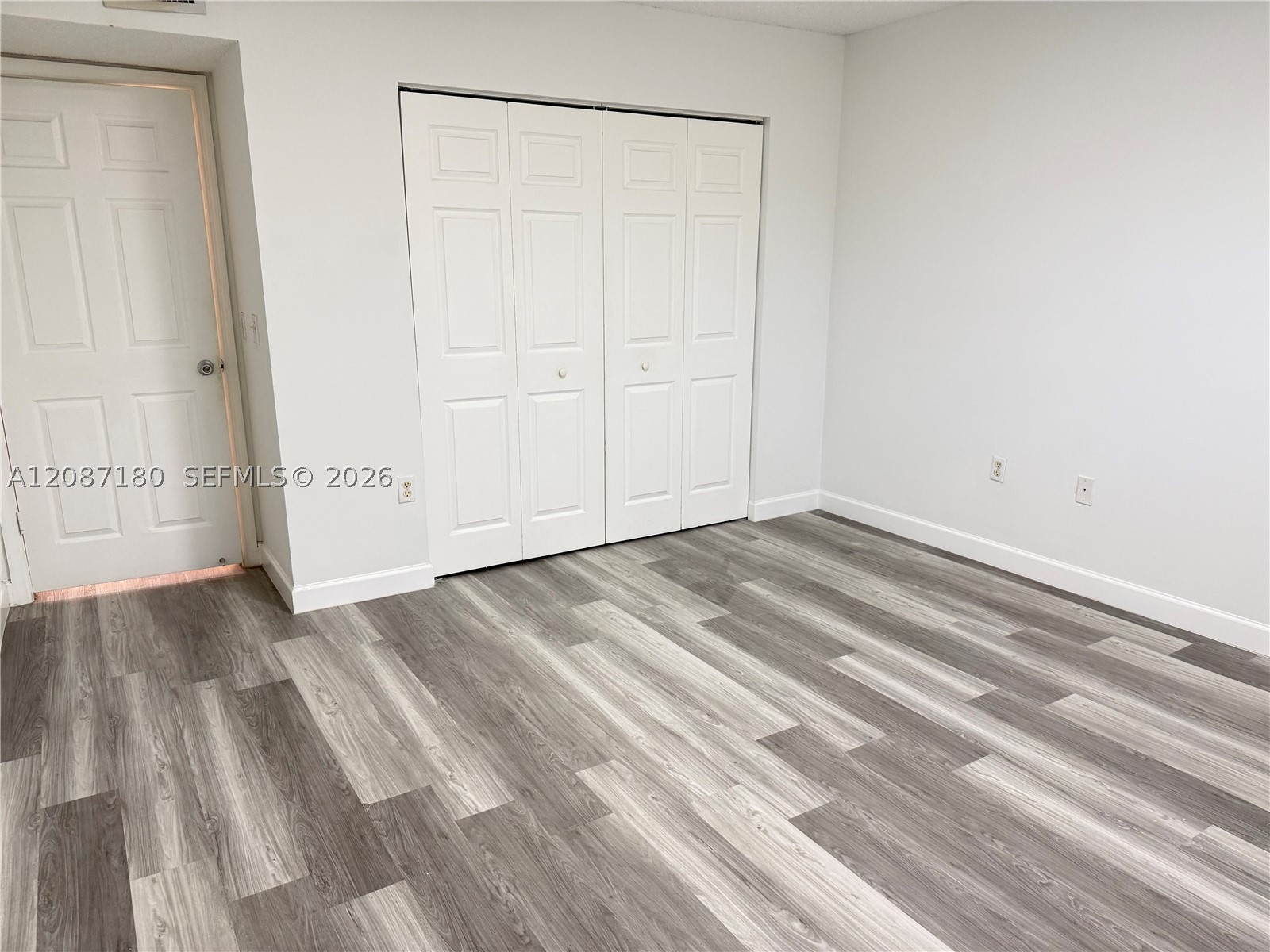 5045 Wiles Rd #303, Coconut Creek FL 33073