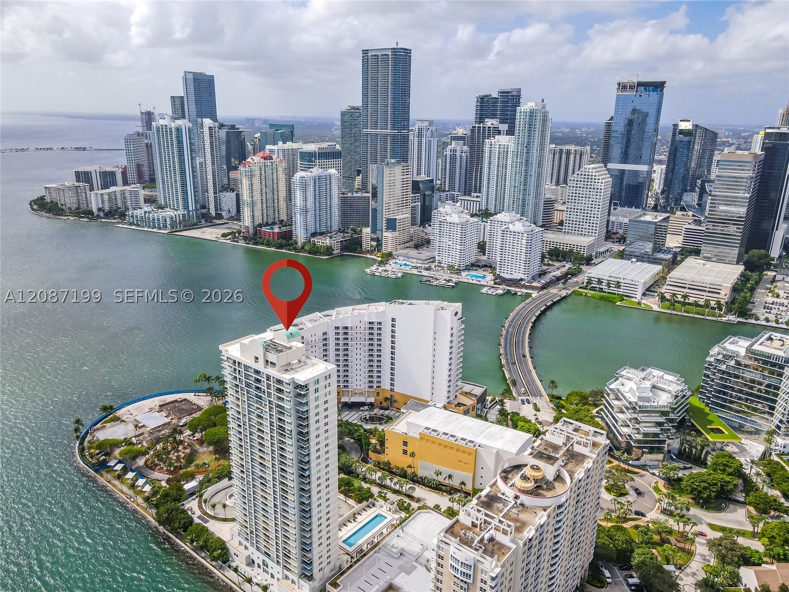 800 Claughton Island Dr #1604, Miami FL 33131