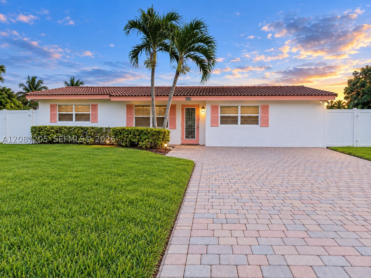 148 NW 8th St #0, Boca Raton FL 33432