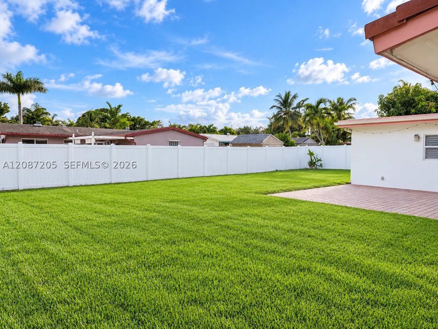148 NW 8th St #0, Boca Raton FL 33432