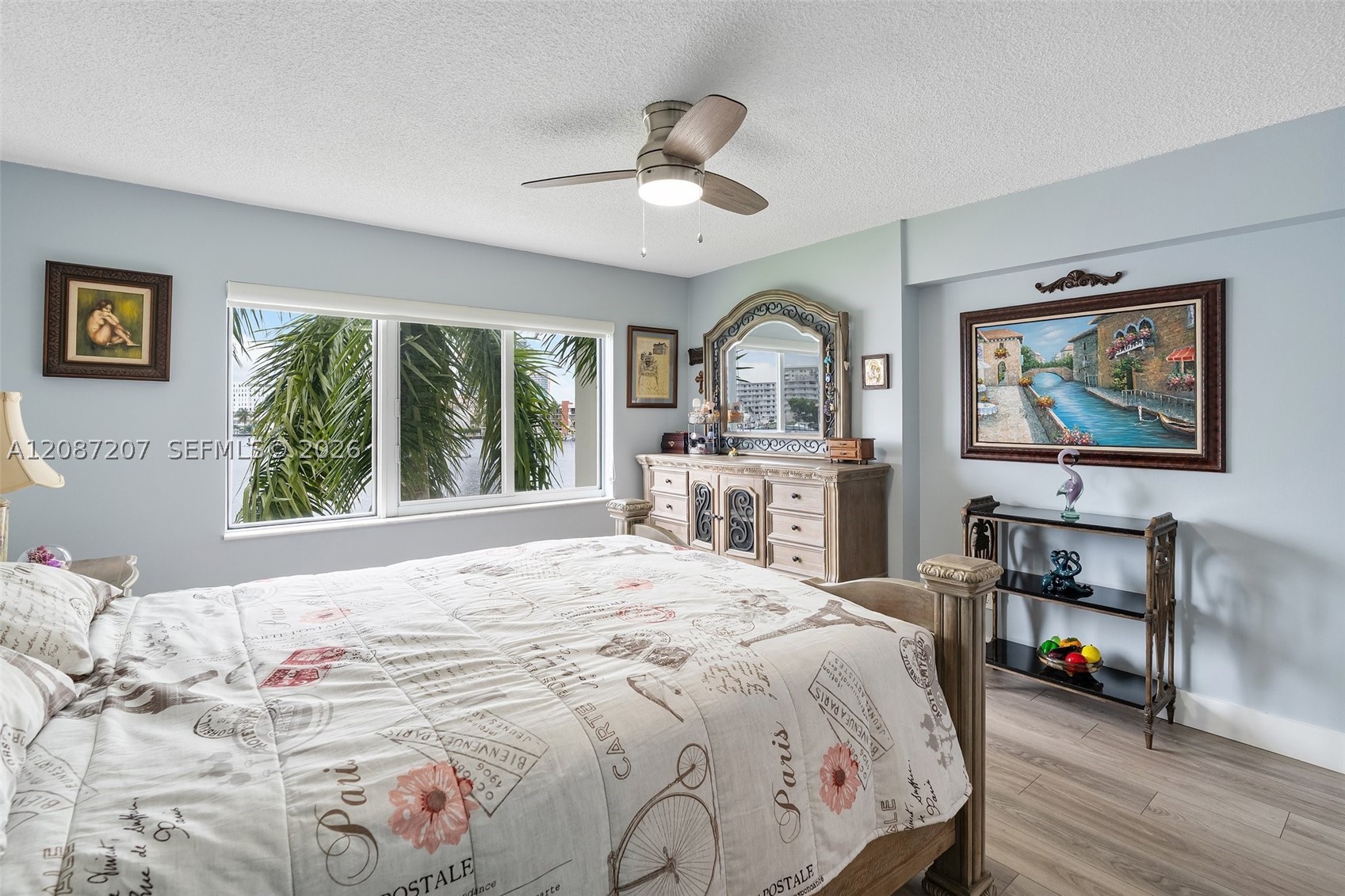 126 Golden Isles Dr #34A, Hallandale Beach FL 33009