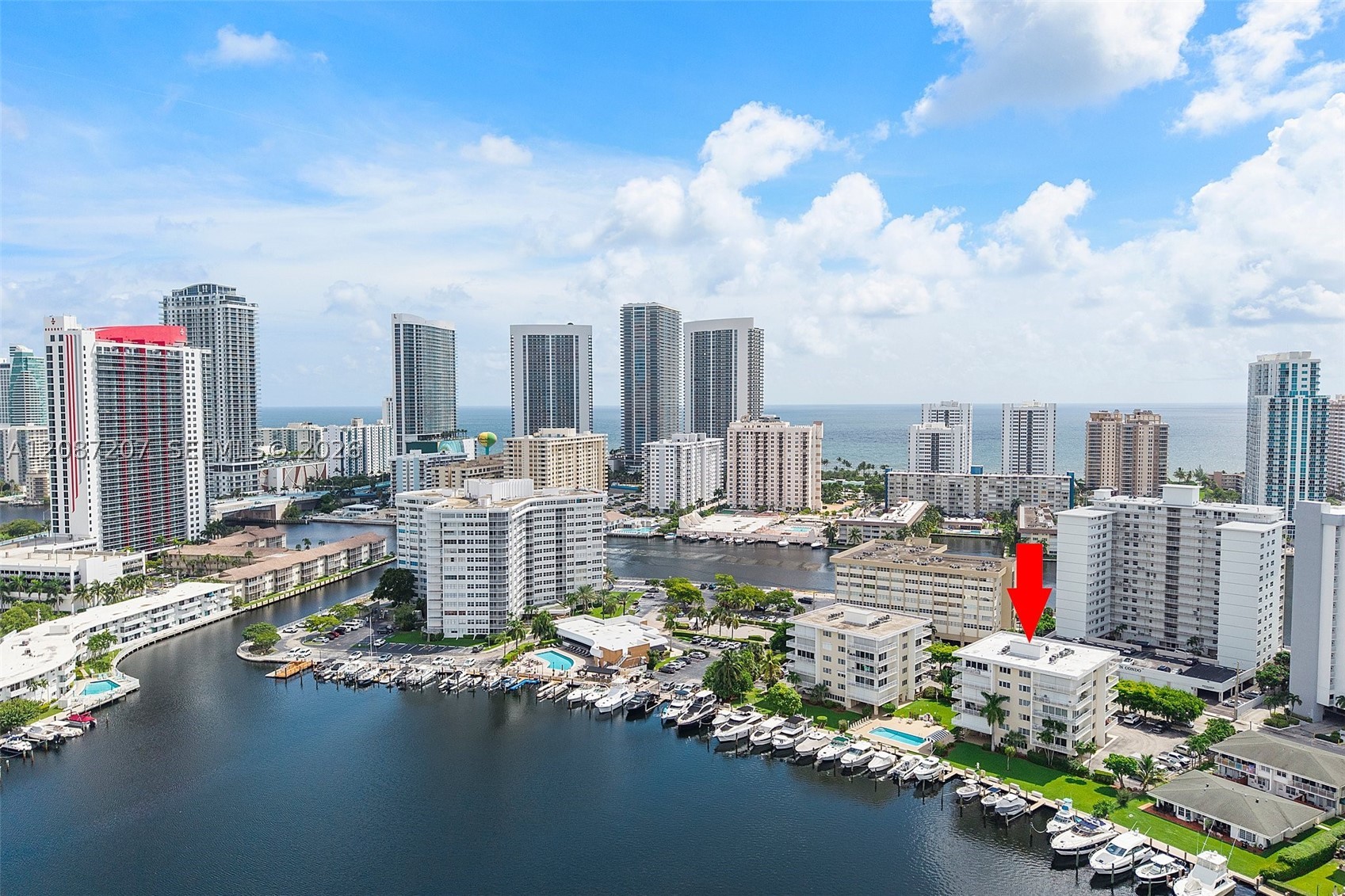 126 Golden Isles Dr #34A, Hallandale Beach FL 33009