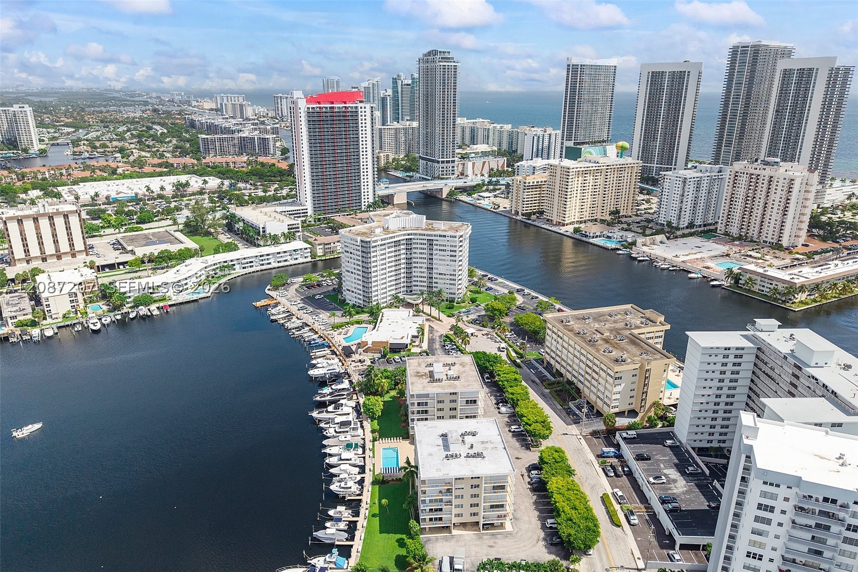 126 Golden Isles Dr #34A, Hallandale Beach FL 33009