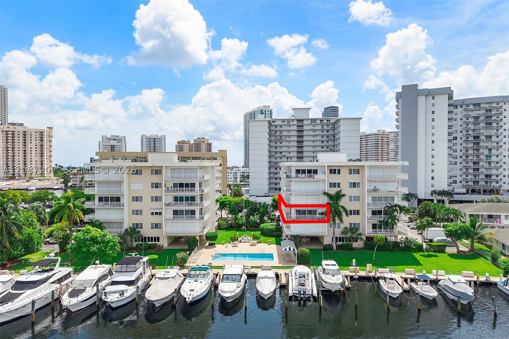 126 Golden Isles Dr #34A, Hallandale Beach FL 33009