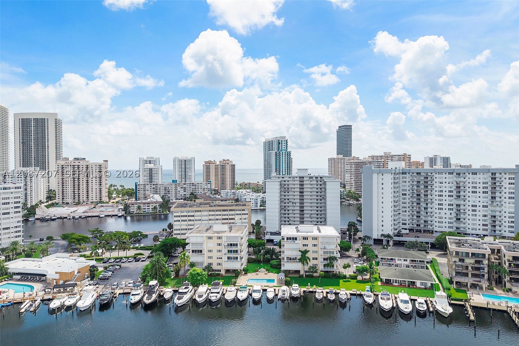 126 Golden Isles Dr #34A, Hallandale Beach FL 33009