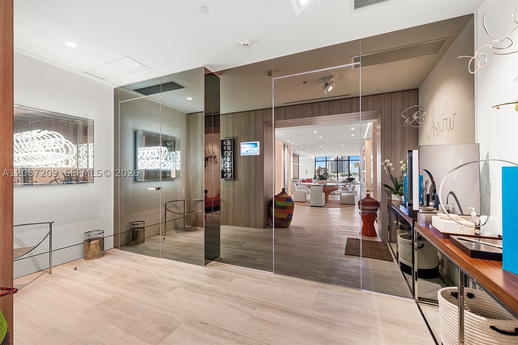 7052 Fisher Island Dr #7052, Miami Beach FL 33109