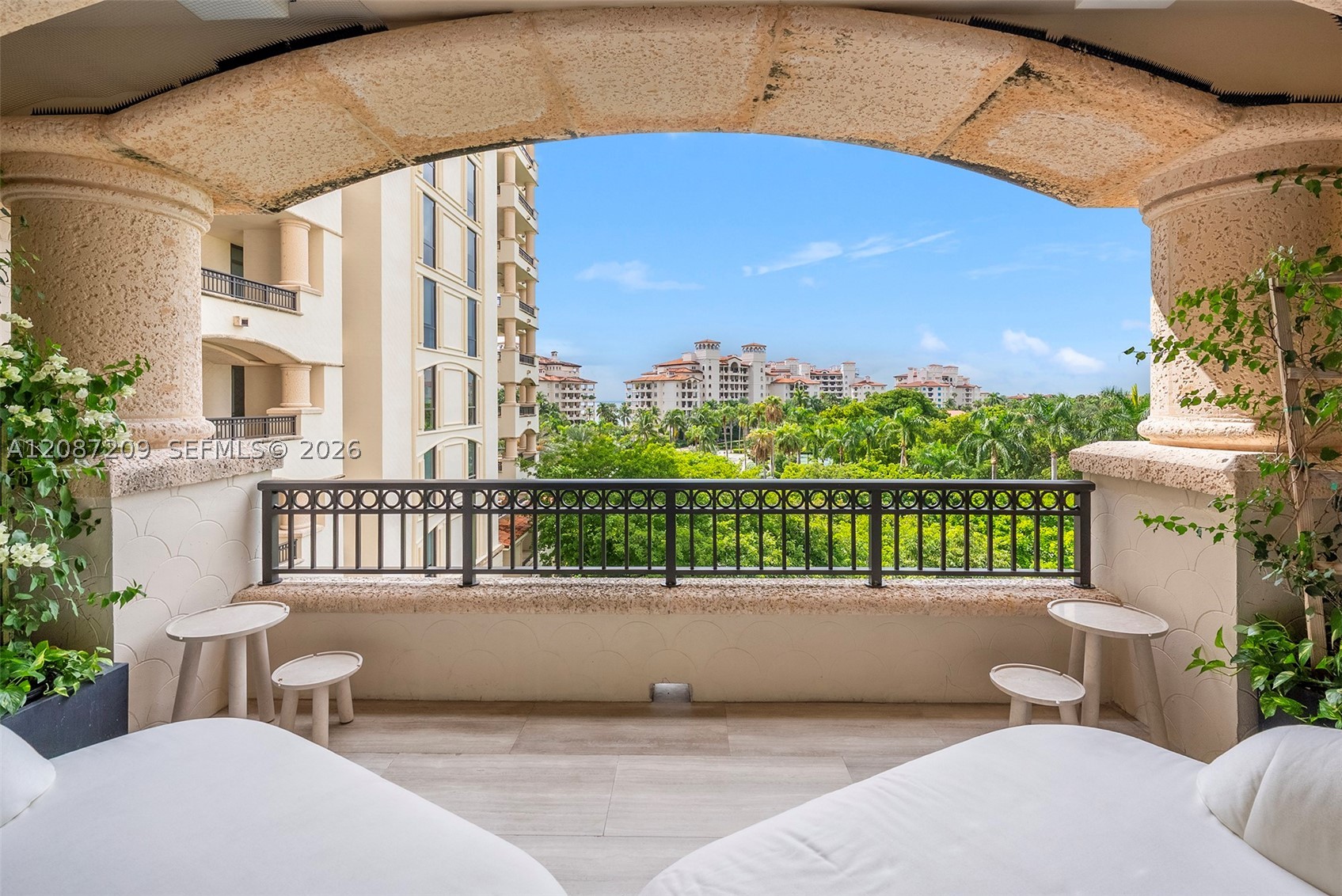 7052 Fisher Island Dr #7052, Miami Beach FL 33109