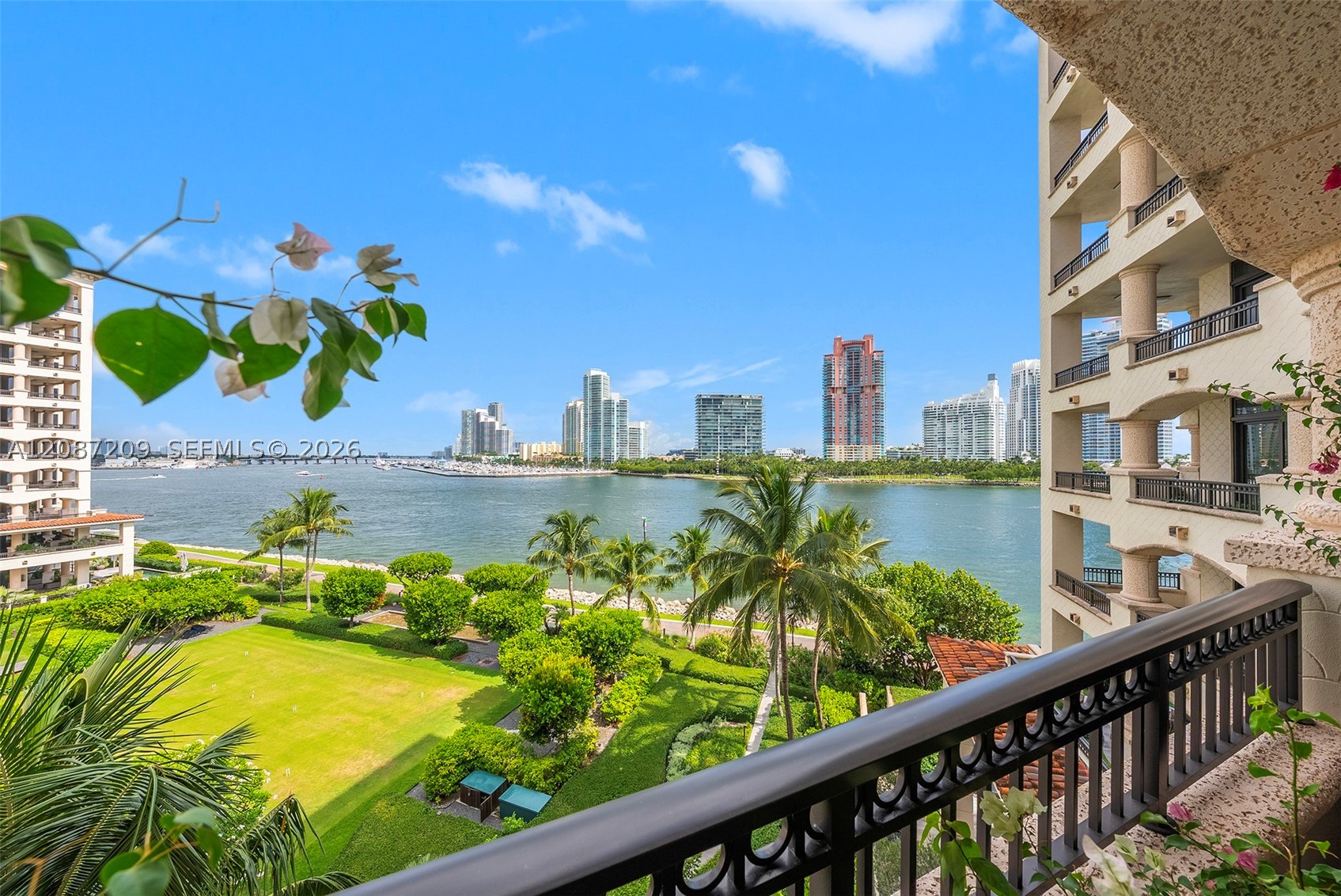 7052 Fisher Island Dr #7052, Miami Beach FL 33109
