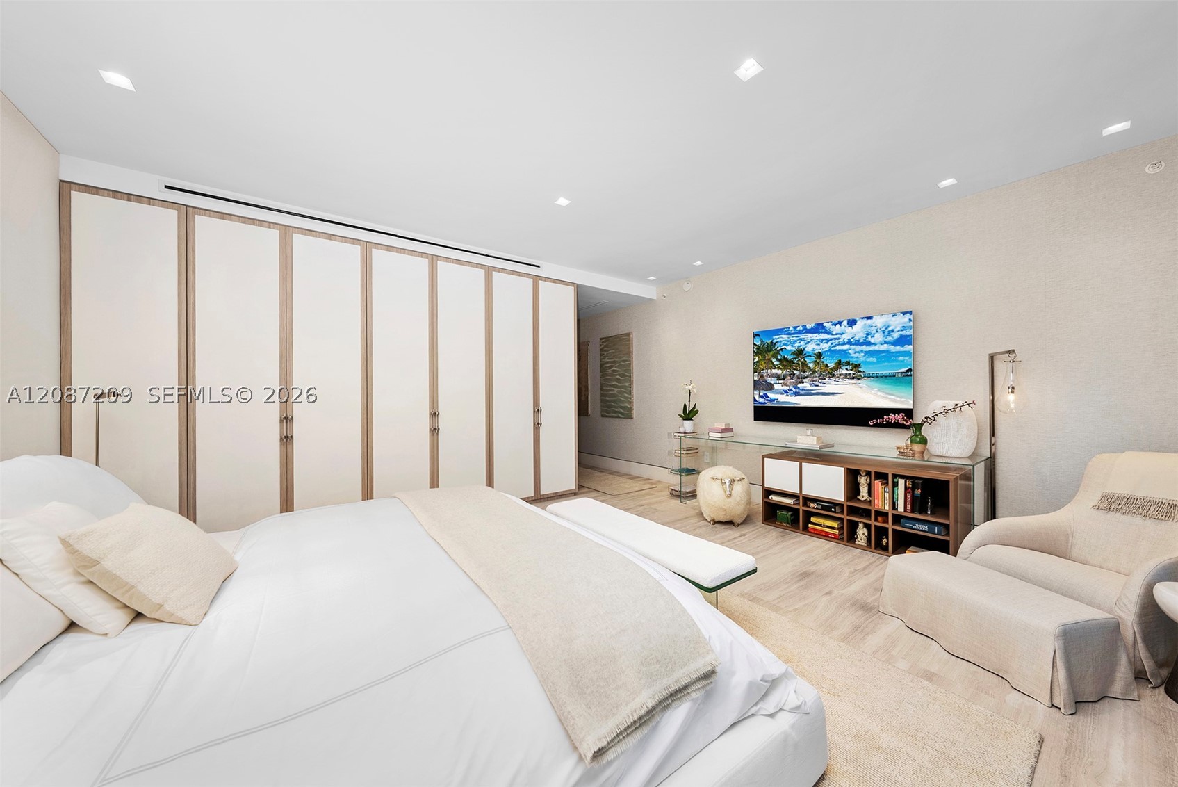 7052 Fisher Island Dr #7052, Miami Beach FL 33109
