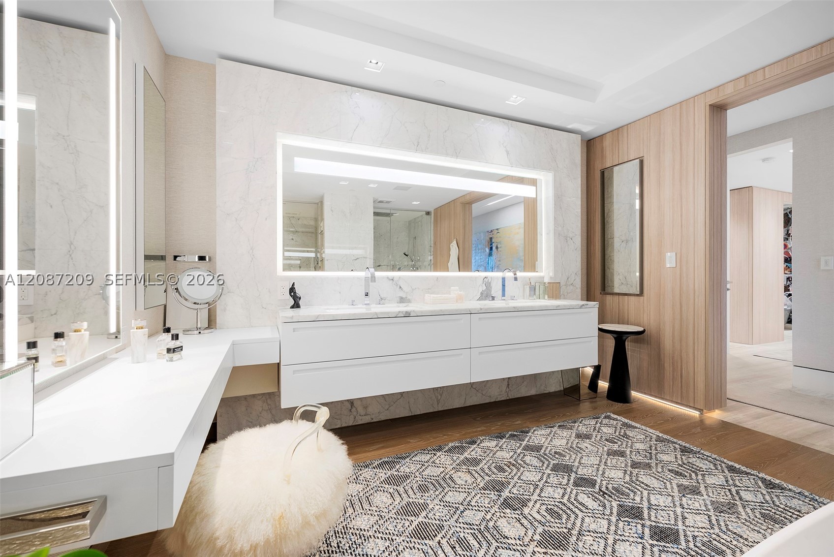 7052 Fisher Island Dr #7052, Miami Beach FL 33109