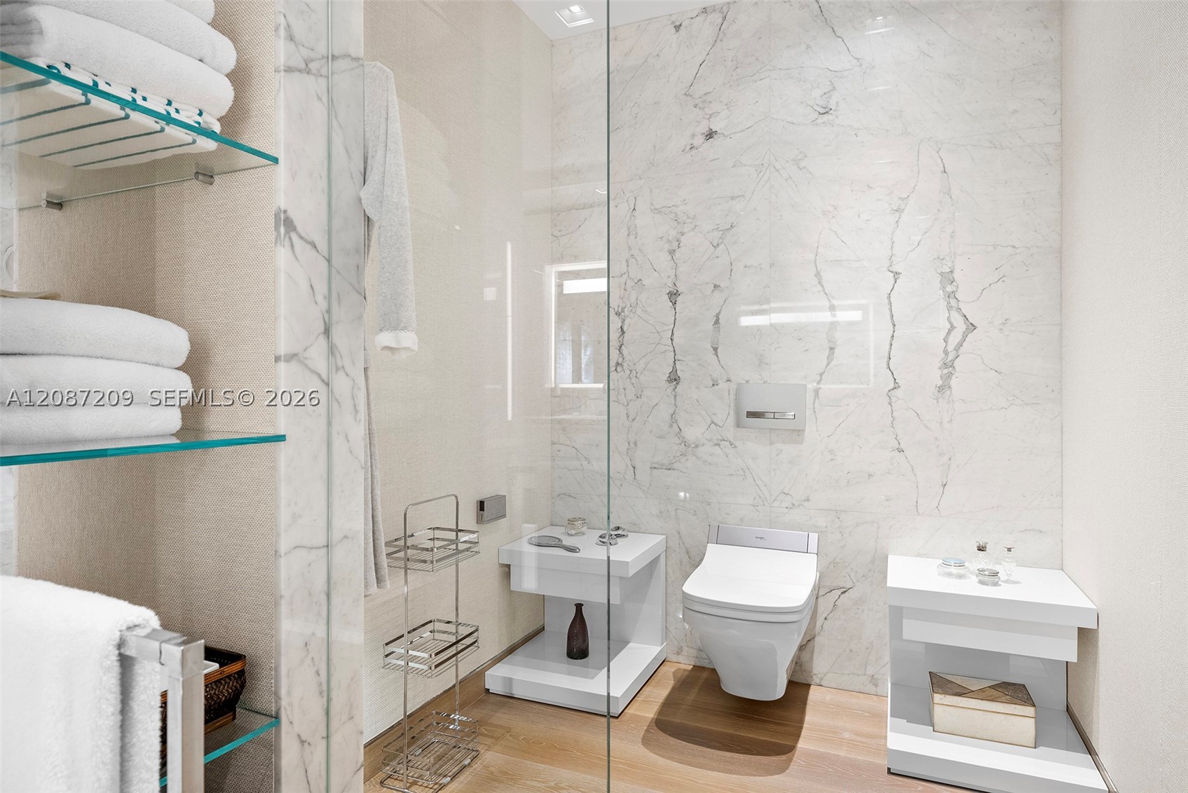 7052 Fisher Island Dr #7052, Miami Beach FL 33109