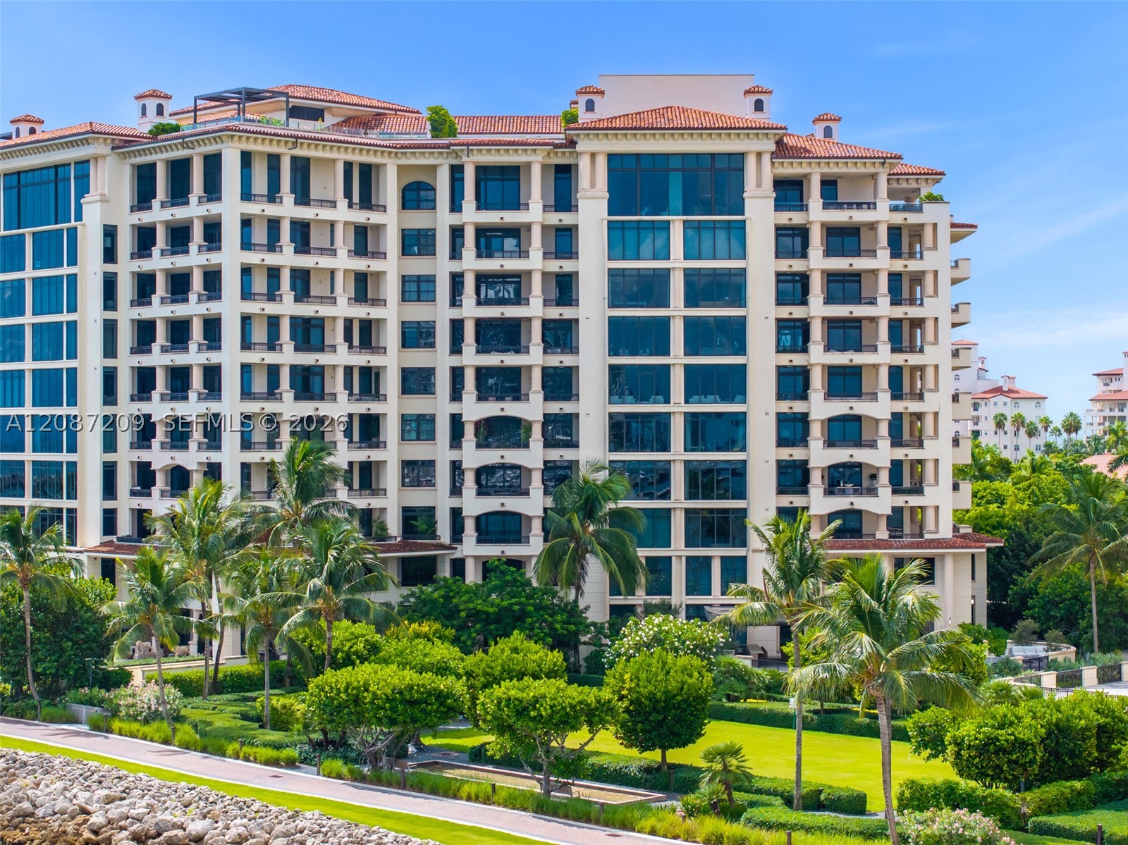 7052 Fisher Island Dr #7052, Miami Beach FL 33109