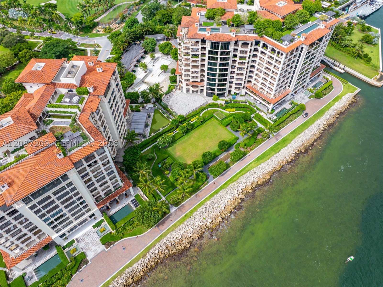7052 Fisher Island Dr #7052, Miami Beach FL 33109