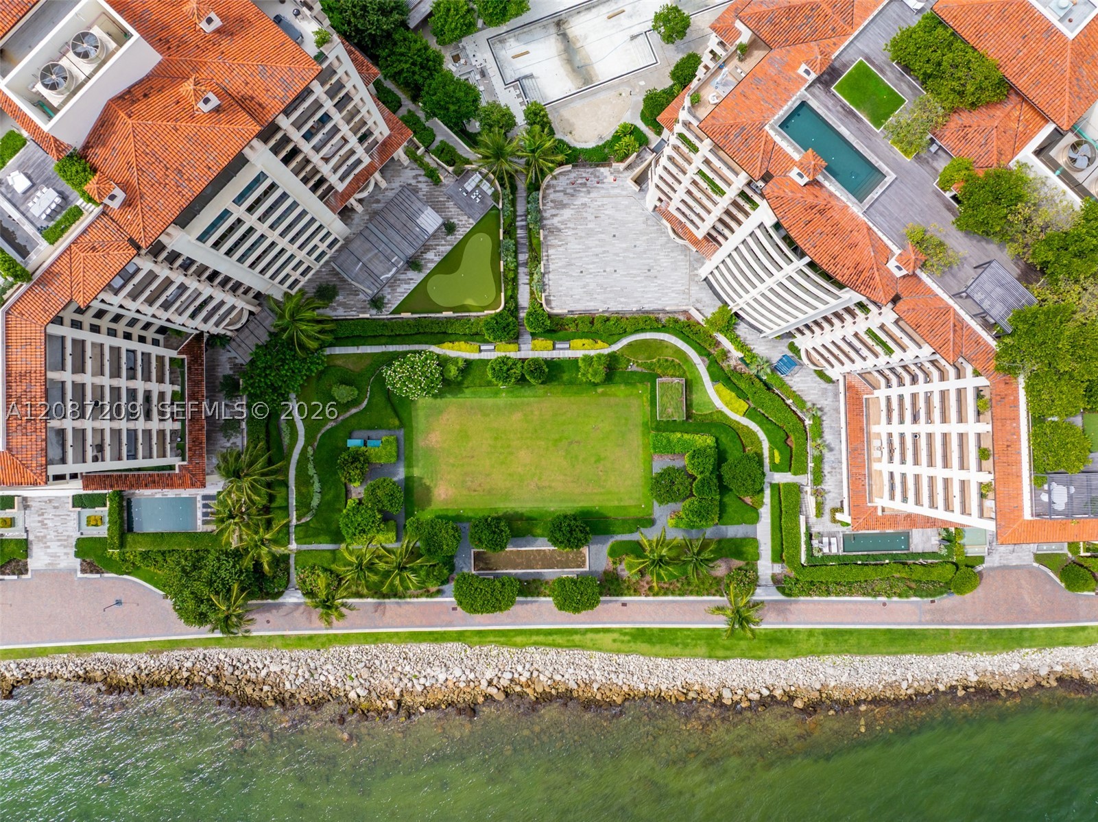 7052 Fisher Island Dr #7052, Miami Beach FL 33109