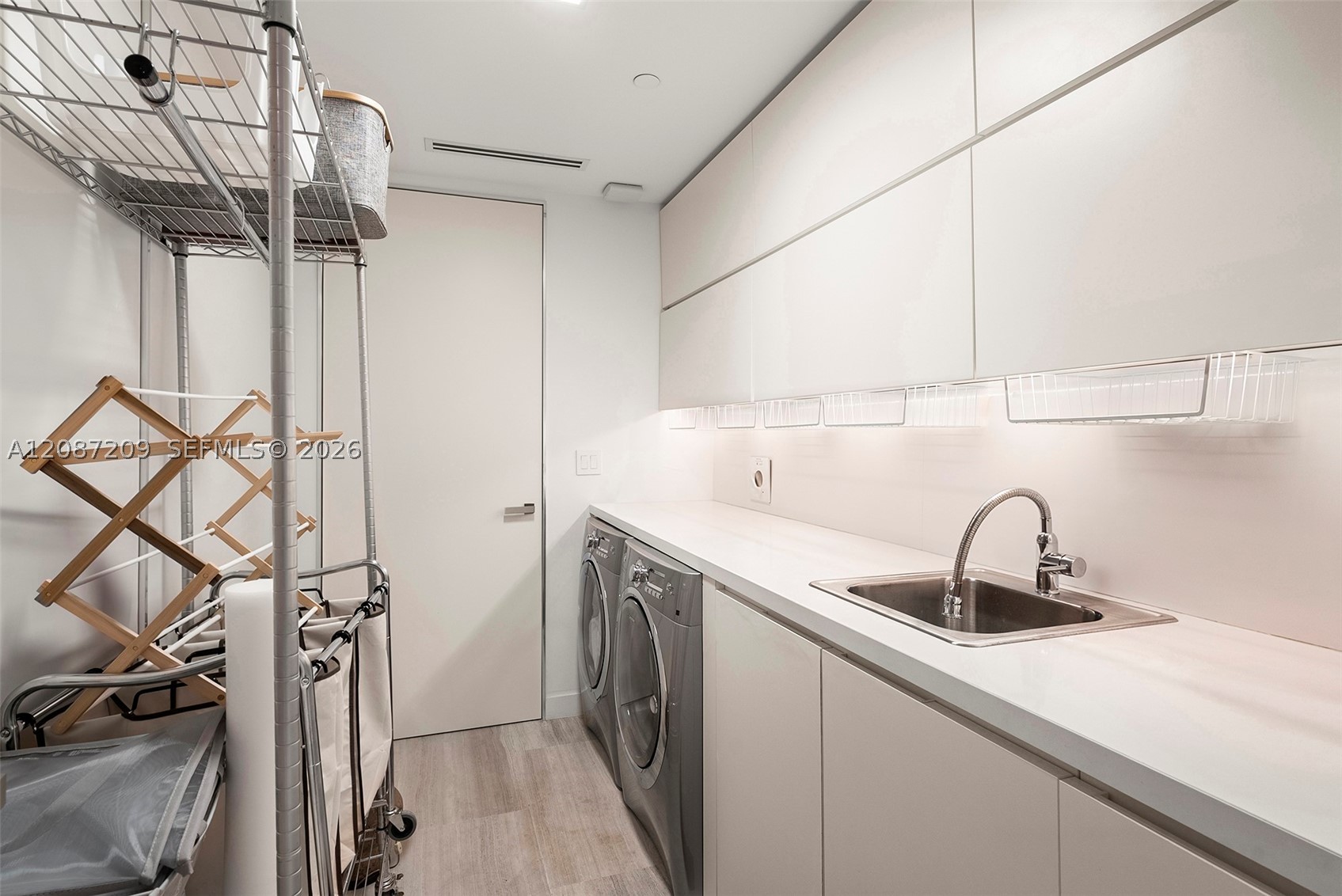 7052 Fisher Island Dr #7052, Miami Beach FL 33109