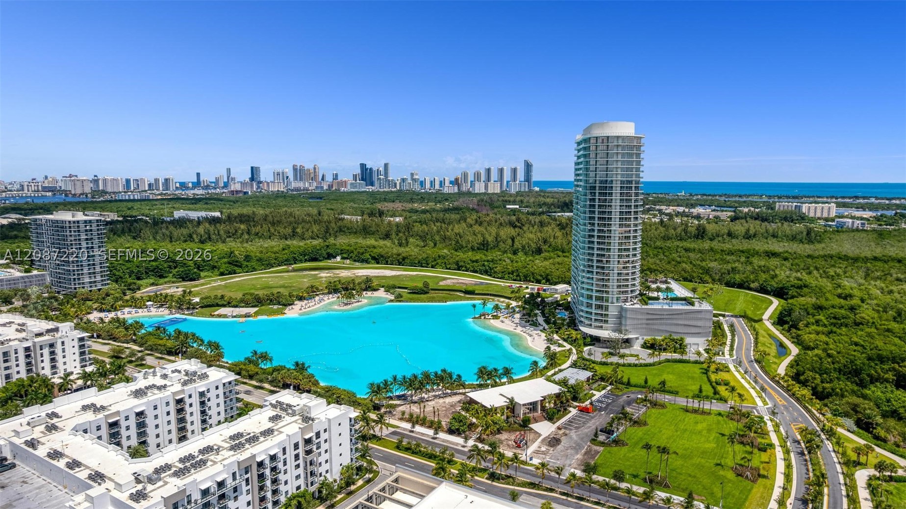 2411 Laguna #2704, North Miami FL 33181
