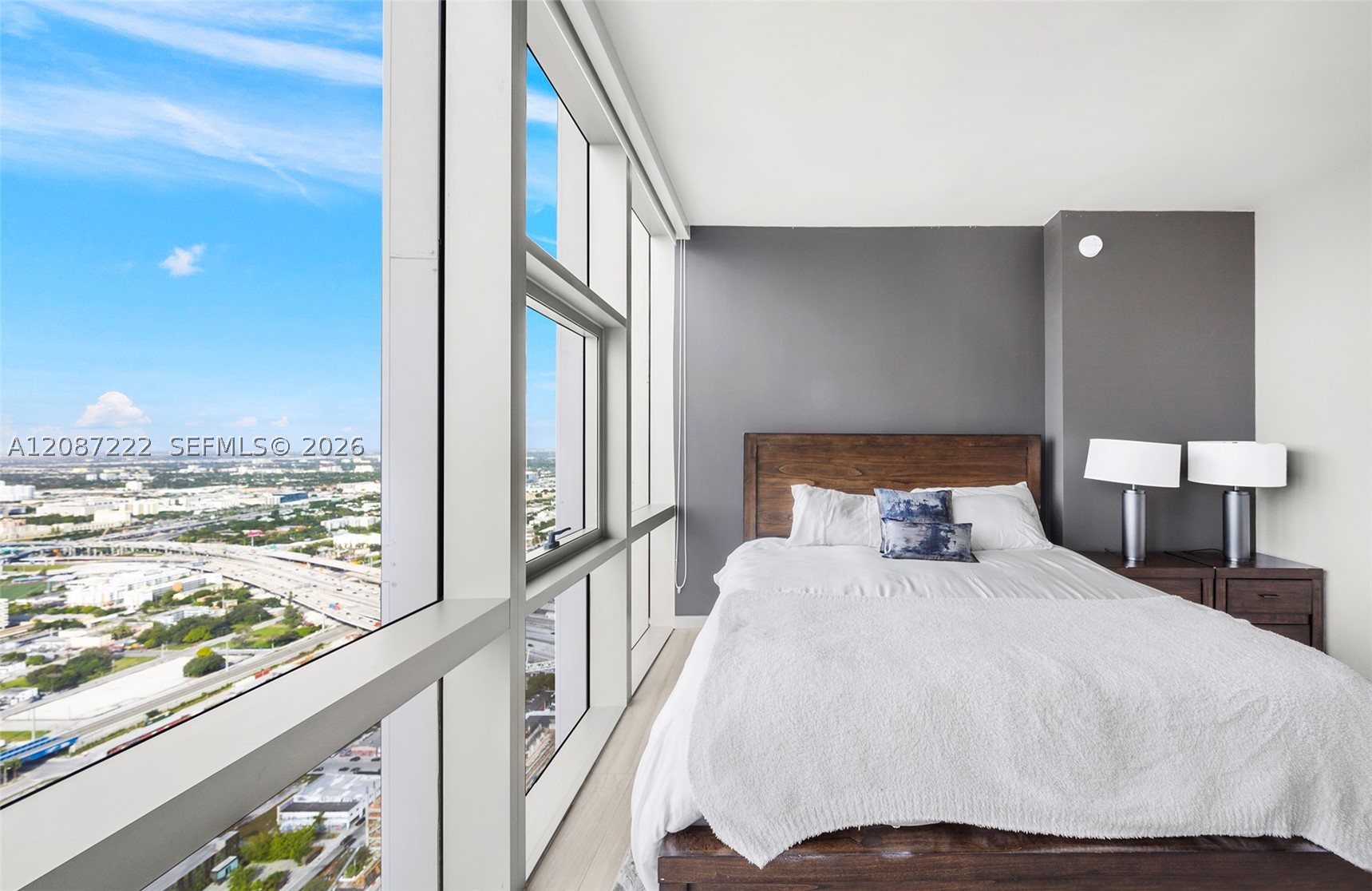851 NE 1st Ave #5312, Miami FL 33132