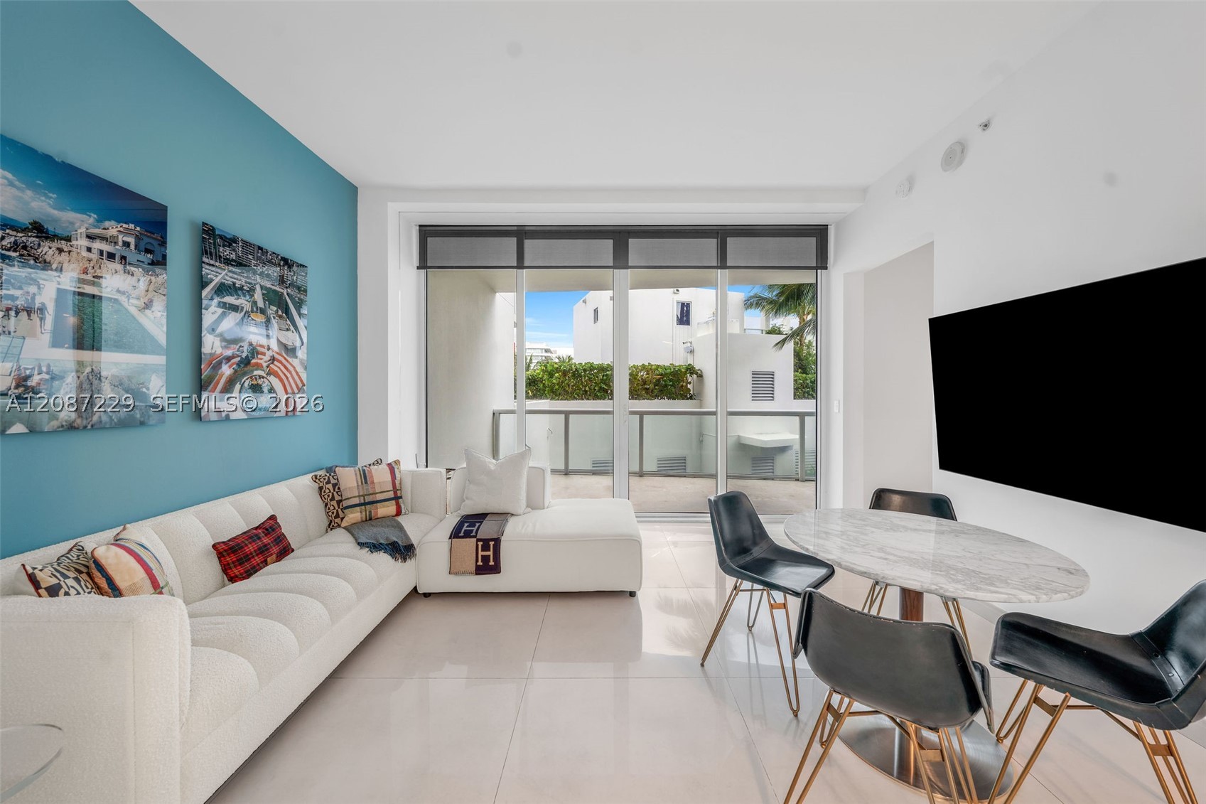 50 S Pointe Dr #514, Miami Beach FL 33139