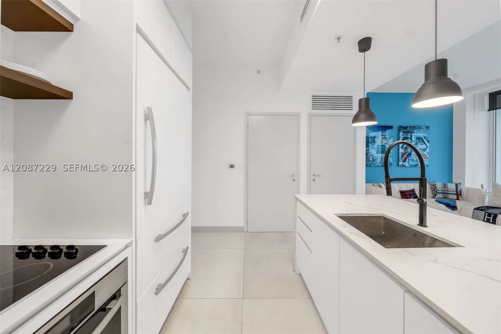 50 S Pointe Dr #514, Miami Beach FL 33139