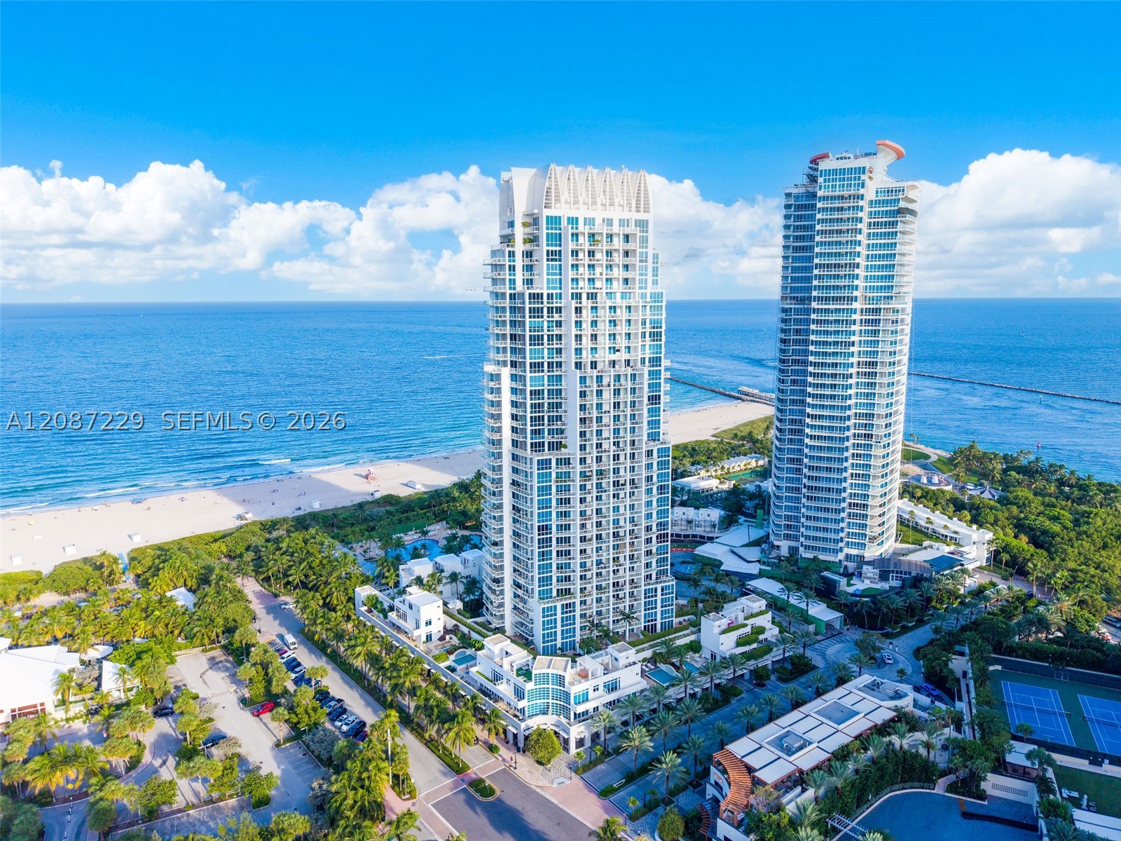 50 S Pointe Dr #514, Miami Beach FL 33139
