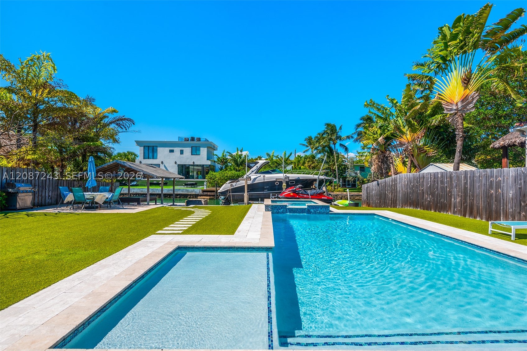 7940 Hawthorne Ave, Miami Beach FL 33141