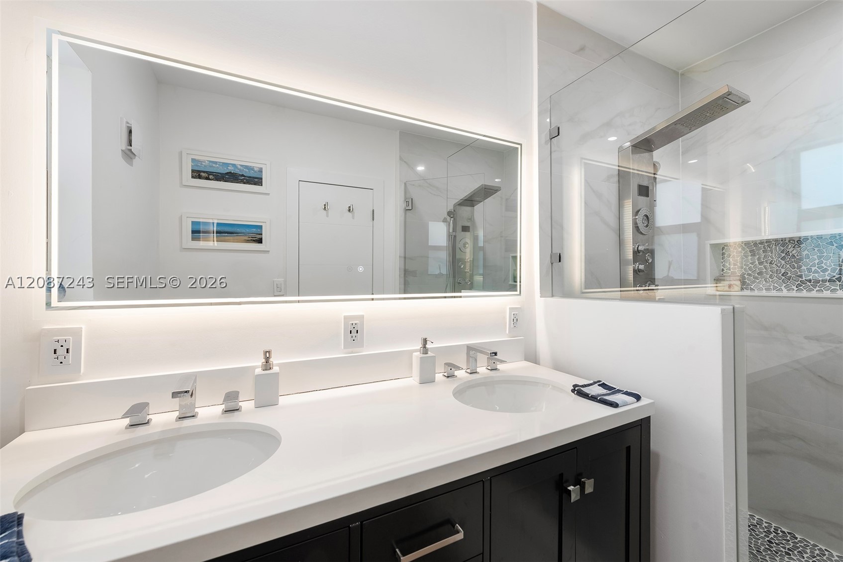 7940 Hawthorne Ave, Miami Beach FL 33141