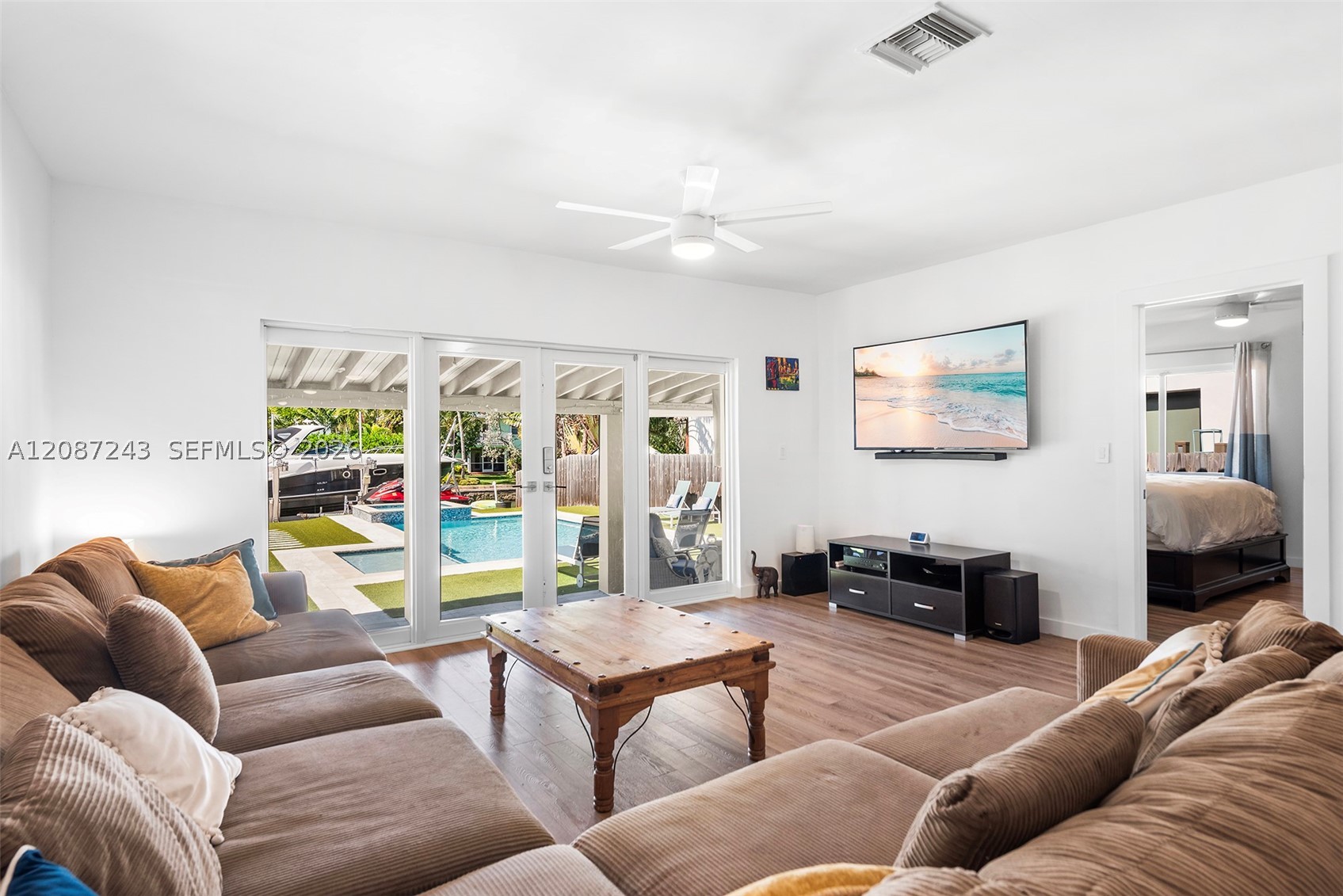 7940 Hawthorne Ave, Miami Beach FL 33141