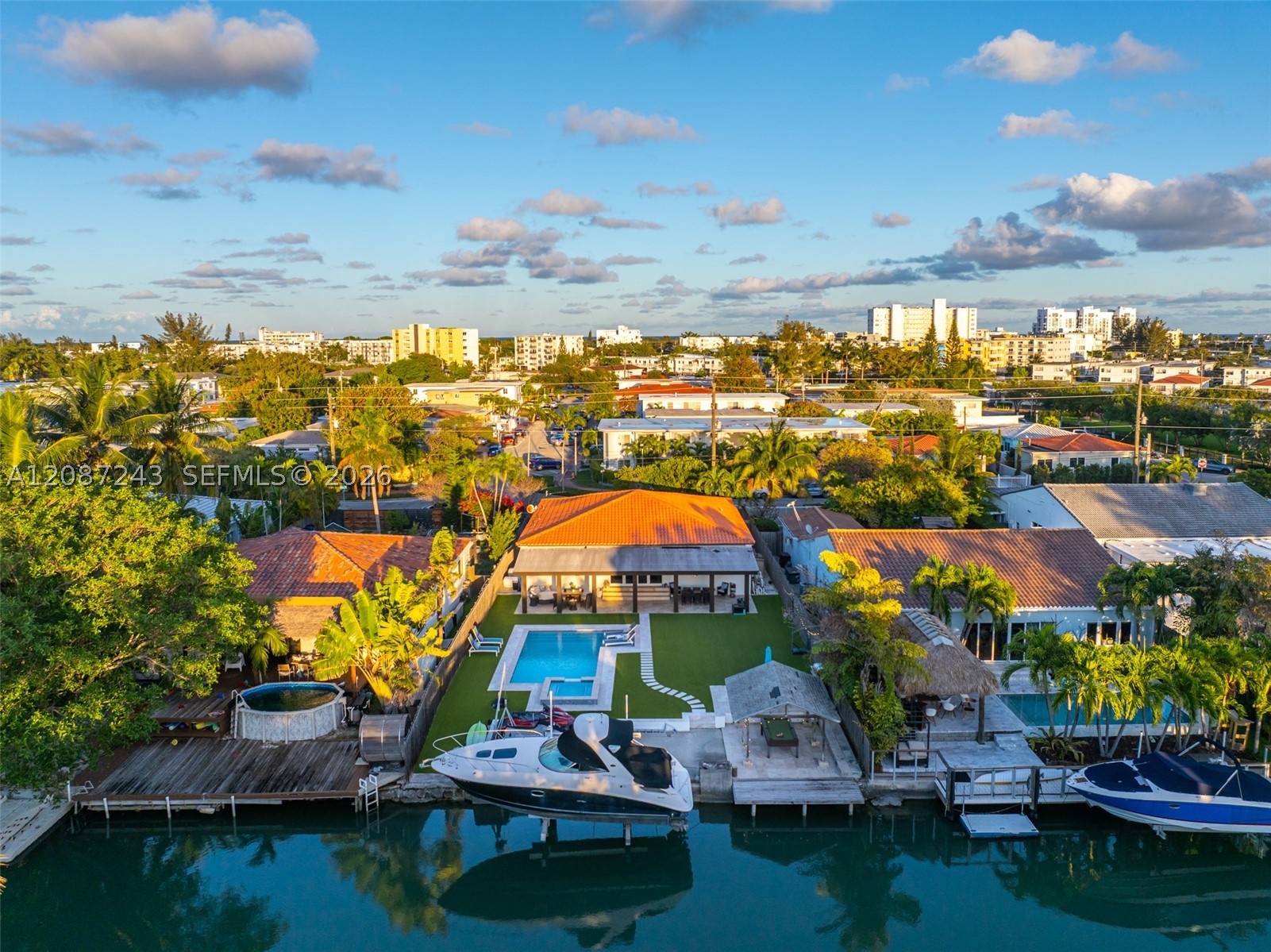 7940 Hawthorne Ave, Miami Beach FL 33141