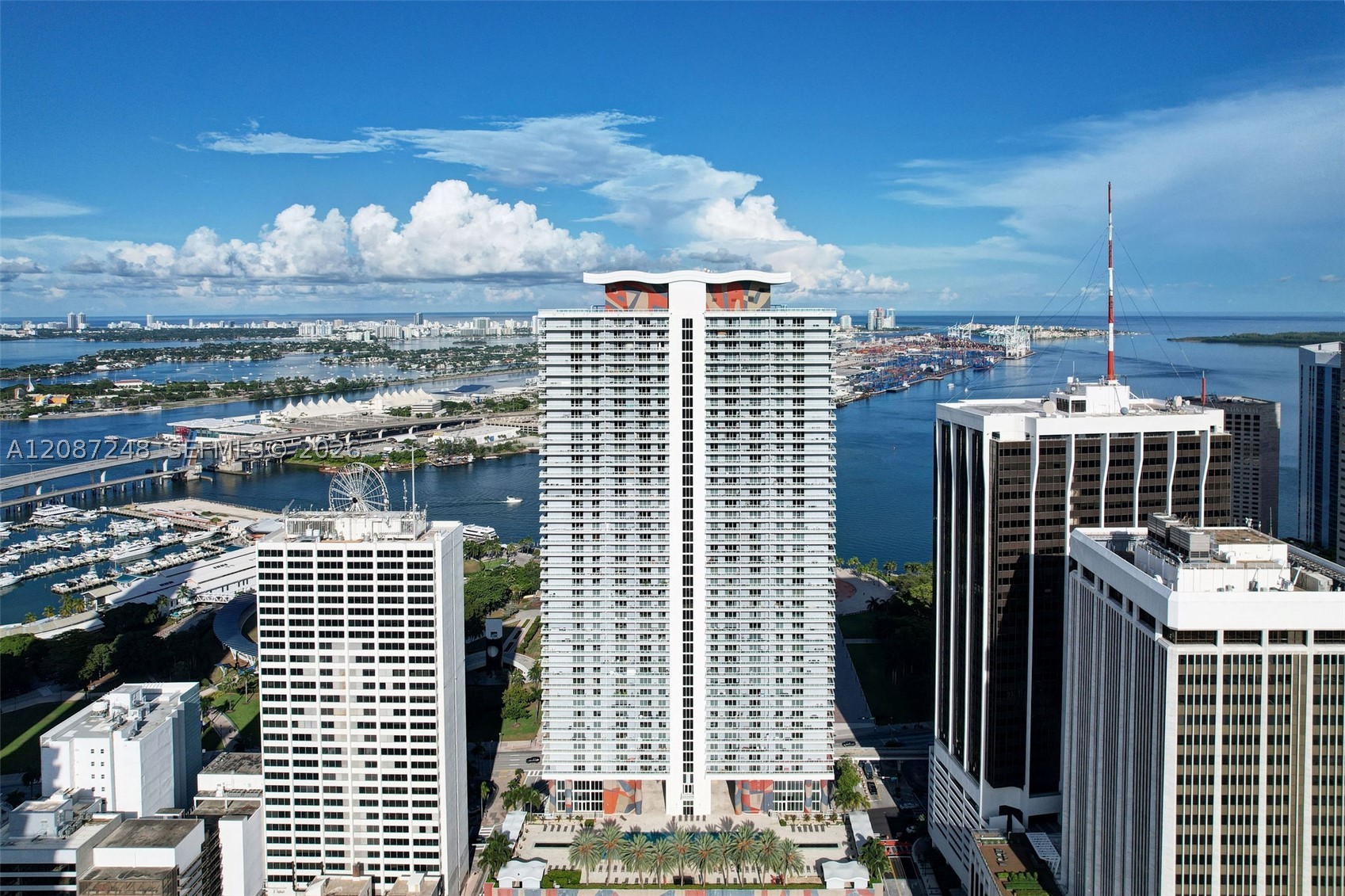 50 Biscayne Blvd #4405, Miami FL 33132