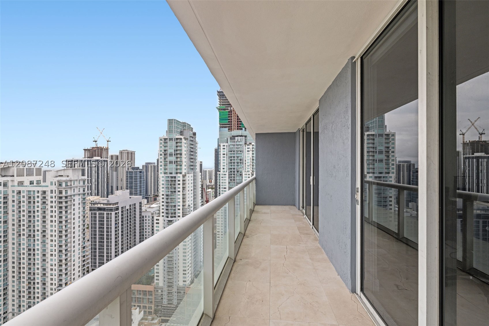 50 Biscayne Blvd #4405, Miami FL 33132