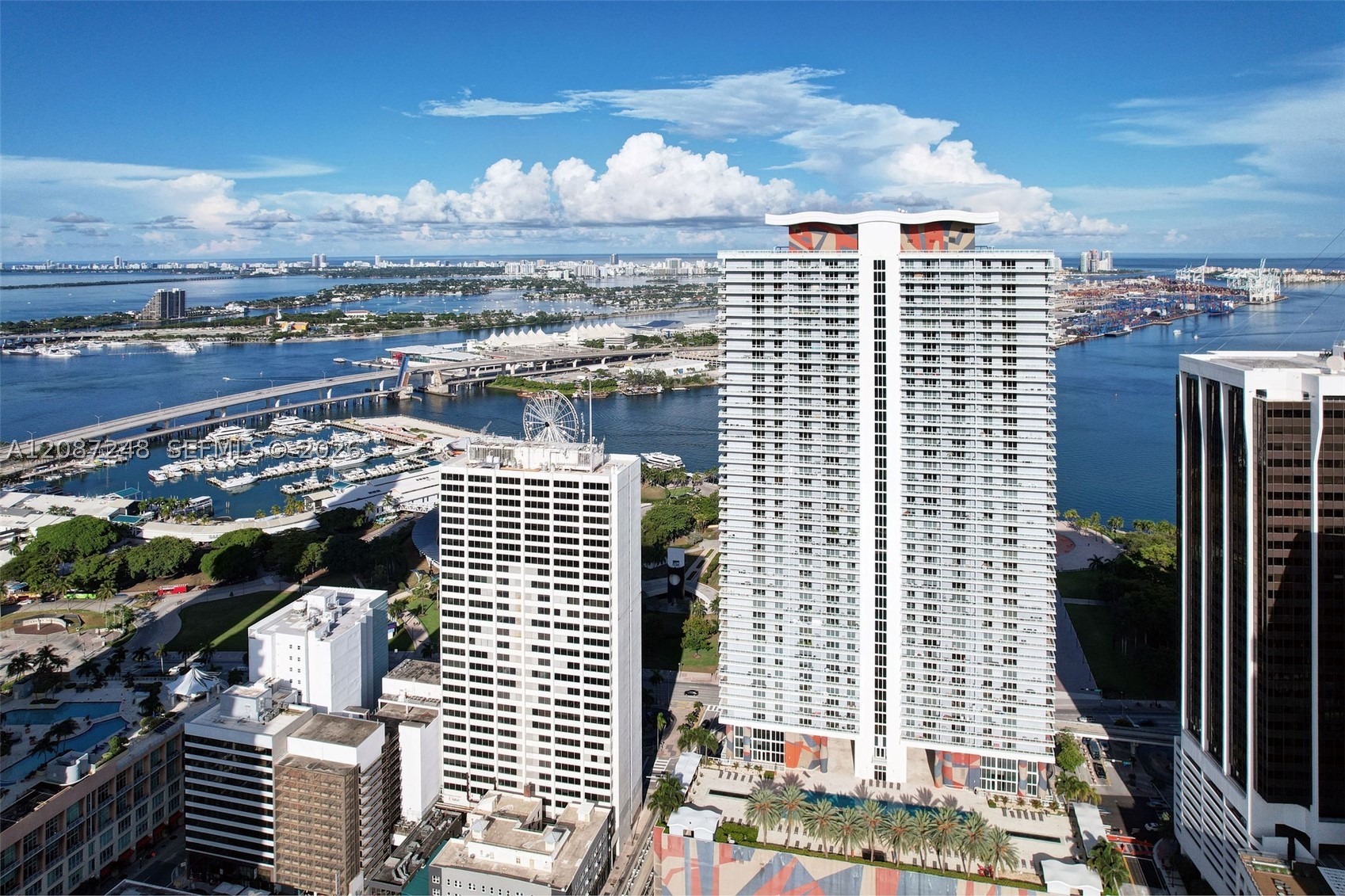 50 Biscayne Blvd #4405, Miami FL 33132