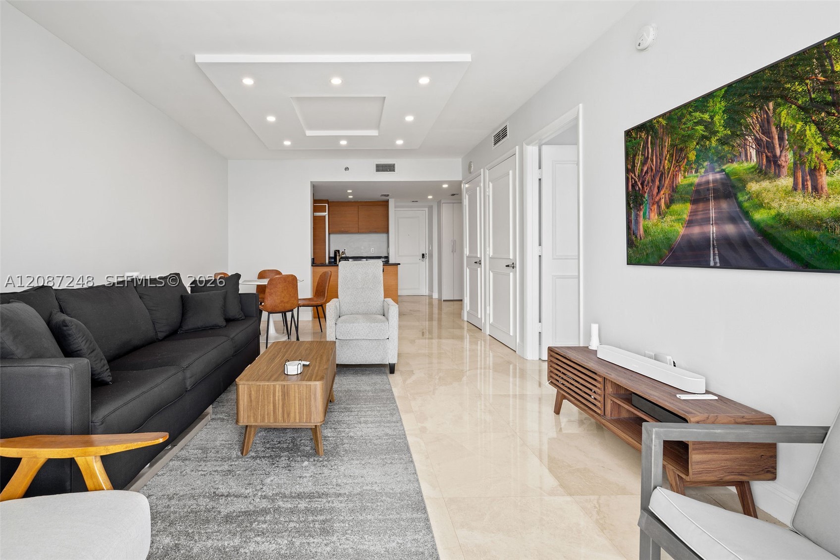 50 Biscayne Blvd #4405, Miami FL 33132