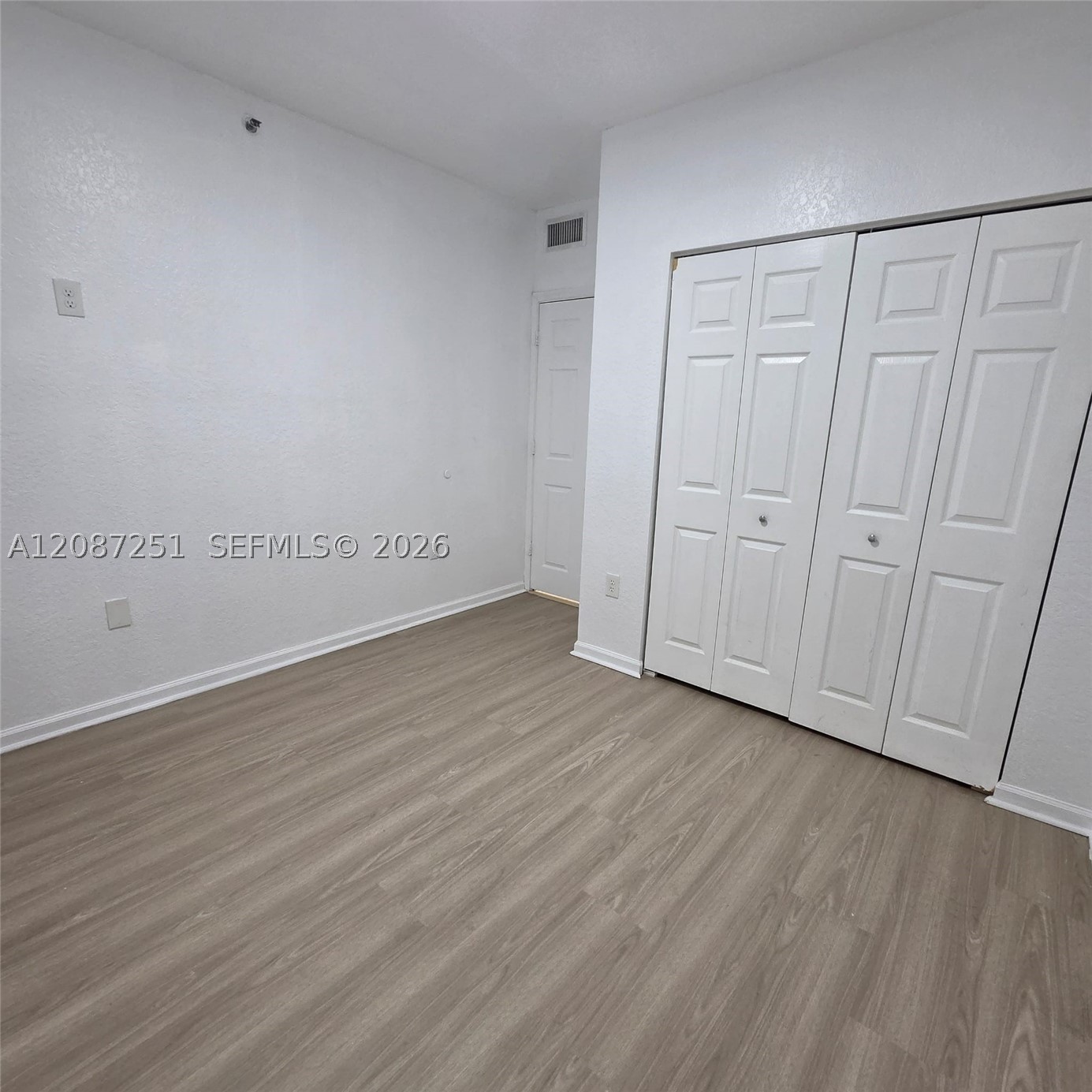 2901 Riverside Dr #203, Coral Springs FL 33065