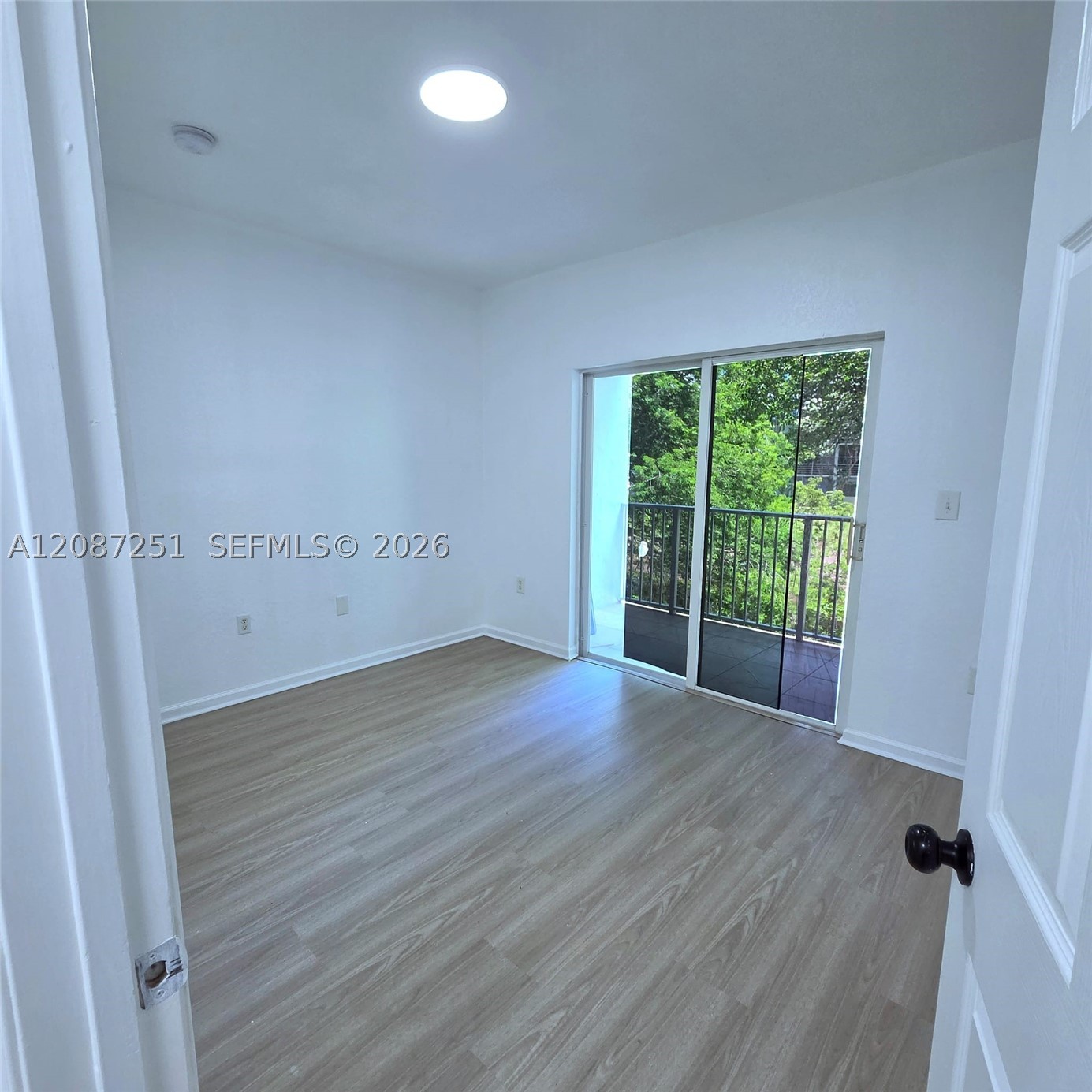 2901 Riverside Dr #203, Coral Springs FL 33065