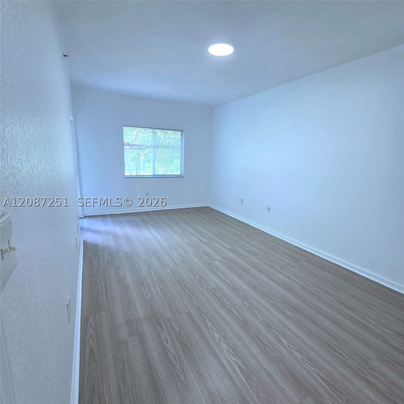 2901 Riverside Dr #203, Coral Springs FL 33065